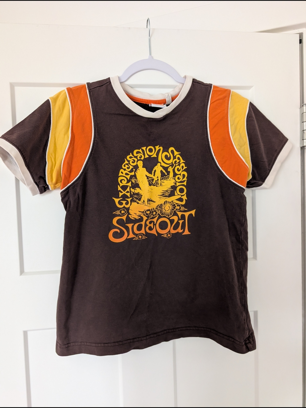 Retro Graphic Tee Size Medium - Brown with Orange & Yellow